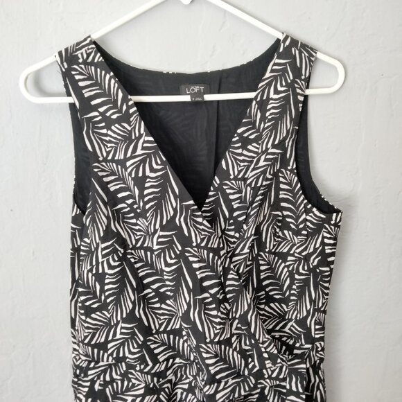 Ann Taylor LOFT Tropical Palm Print Wrap Romper Shorts Black White Sleeveless 6 - Picture 3 of 16